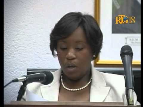 enstalasyon nouvo Sekretè teknik pou pati Ayisyèn komisyon miks Ayisyano-Dominikèn Régine Lamur.