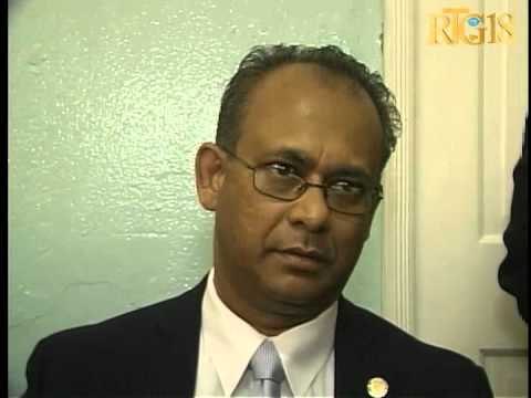 Vizit delegasyon OEA/OMS nan prezans Minis sante a florence Duperval Guillaume.