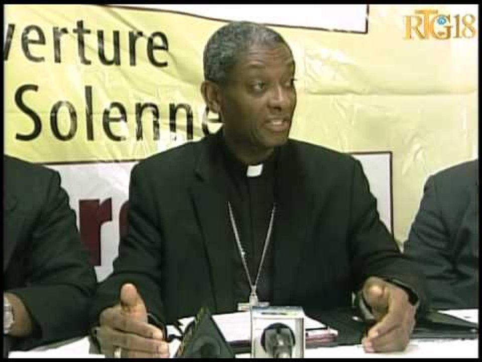 Prezidan (CEH) la voye yon mesaj lapè ak lanmou bay popilasyon Ayisyen lan nan okazyon fèt fen ane