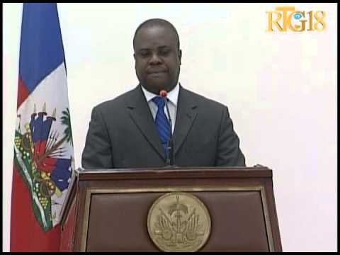 Chèf leta Ayisyen an Michel Joseph Martelly kite peyi a jounen jedi 15 novanm lan.