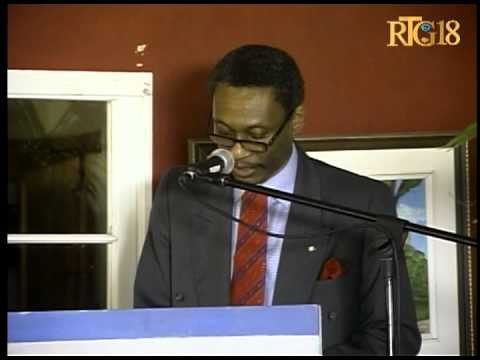 Minis kominikasyon an Régine Godefroy enstale nouvo Direktè jeneral RTNH la Emmanuel Ménard.