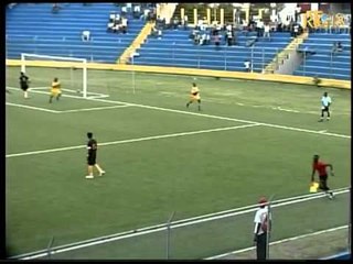 ''Luis Armélie Garcia'' Entraineur du Victory Sportif Club.