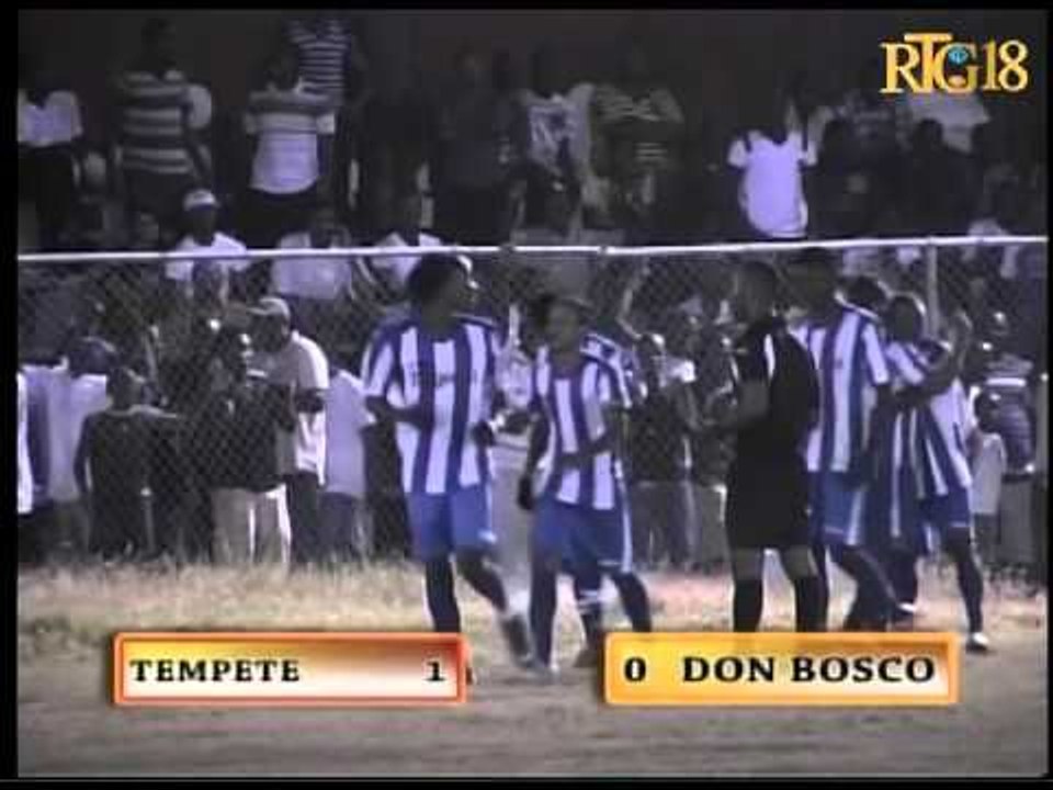 Sonche Pierre-Entraineur du Don Bosco de Pétion-Ville.