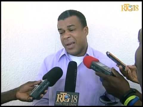 Biwo Sena Repiblik la prevwa pibliye non Senatè absanteyis yo pou fose yo patisipe nan seyans plenyè