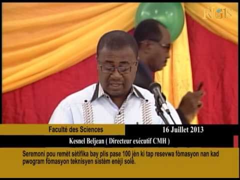 Seremoni pou remèt sètifika bay plis pase 100 jèn ki t'ap resevwa fòmasyon