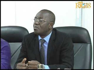 Prezantasyon premye Modèl Otobis ki fabrike an Ayiti sou non Coutard Motors