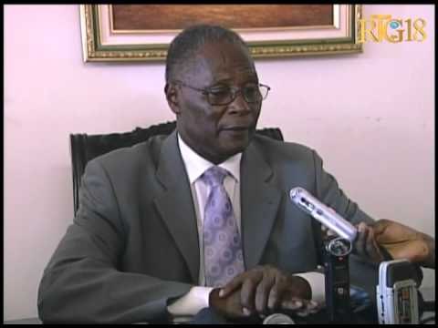 Komisyon ekonomi ak finans sena repiblik la finlize rapò lwa finans 2013-2014 la