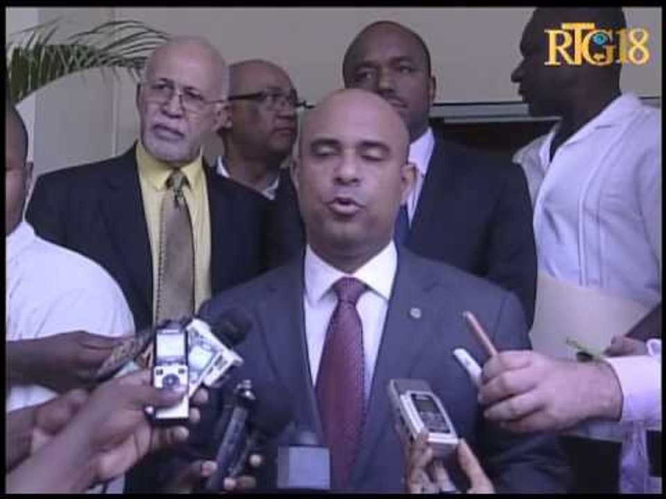 Gouvènman an mete yon bout nan reyinyon travay li tap òganize ak bayè fon entènasyonal yo