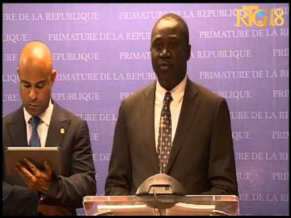 Premye Minis Laurent Salvador Lamothe akonpaye Minis Agrikilti a Thomas Jacques prezante yon bilan p