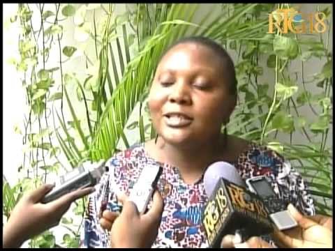 Nan Okazyon jounen entènasyonal dwa timoun yo, Fondasyon zanmi timoun remèt sètifika bay santèn jèn