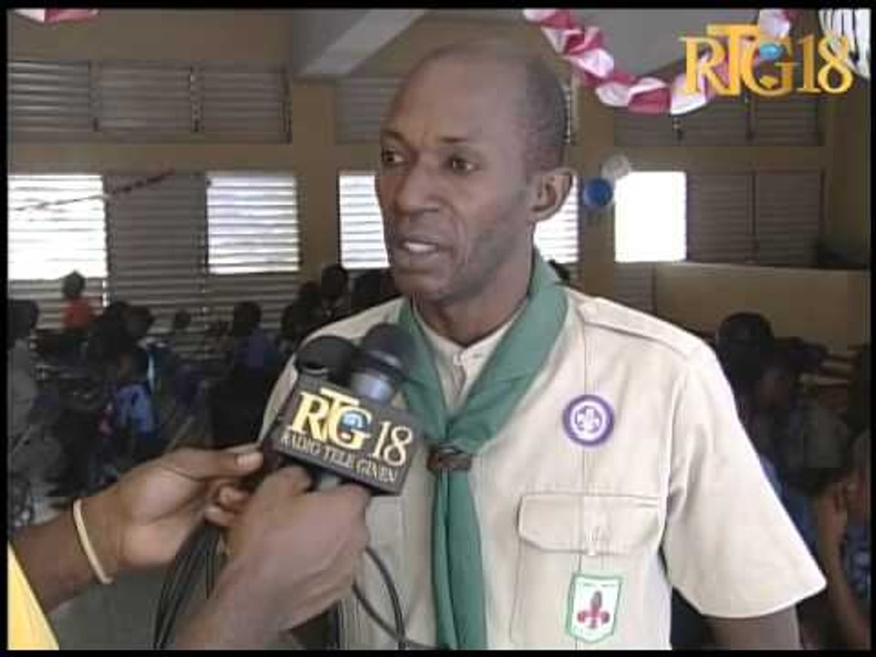 Aktivite pou make selebrasyon fèt Nwèl la nan entansyon Scouts ak Louveteaux ki nan distri Maïs Gåté