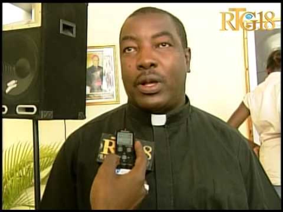 Dirjan pastoral inivètè Pòtoprens òganize yon ekspozisyon sou non vyolans ki gen poy tèm  wòl inivès