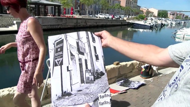 Le Festival populaire de Martigues s'affiche sur les murs de la ville