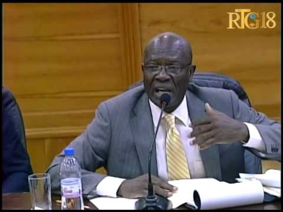 Rankont Minis Jenès espò ak aksyon sivik la ak Komisyon edikasyon ak espò chanm Depite a sou fonksyo