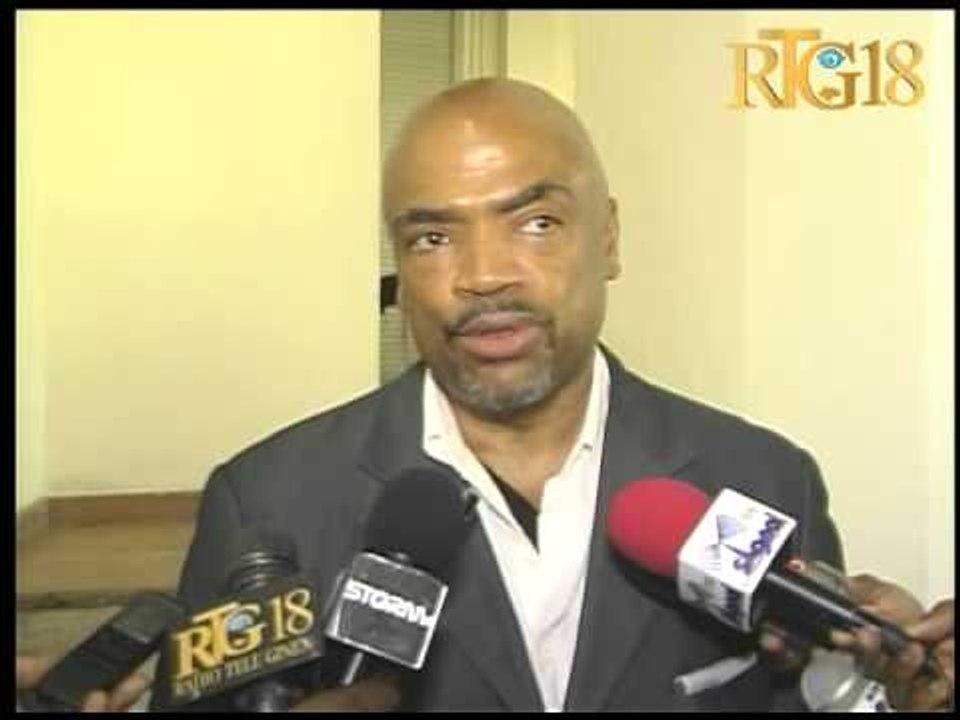 Université Fondation Dr Aristide UNIFA akeyi Dr  Henry Ford orijin Ayisyèn ki soti nan Inivèsite Chi