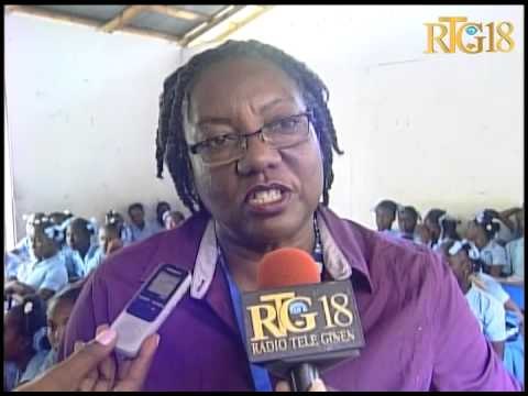 Ministè Jenès Espò ak Aksyon Sivik te prezante bay elèv Lycée Marie Jeanne ak Lycée du Cencinquenten