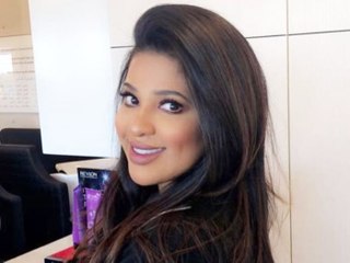 بطلة "دفعة القاهرة" تعتمد آلية تجميل غريبة جداً قبل المكياج لشد وجهها