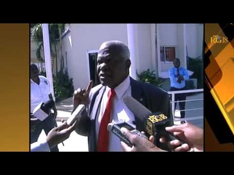 Une délégation de Sénateurs va rencontrer le Président de la République, Michel Joseph Martelly