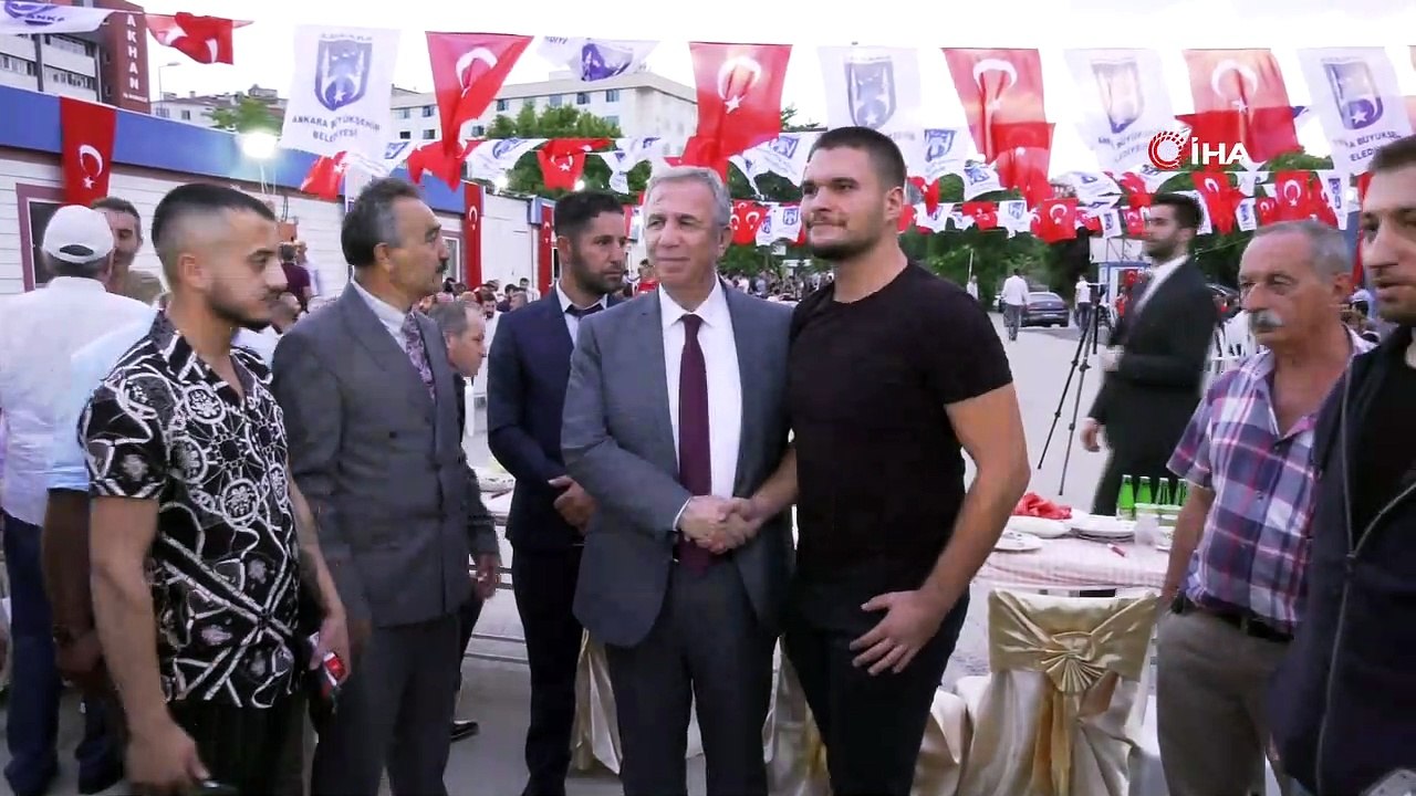 Başkan Yavaş, Maltepe Pazarı esnafıyla buluştu