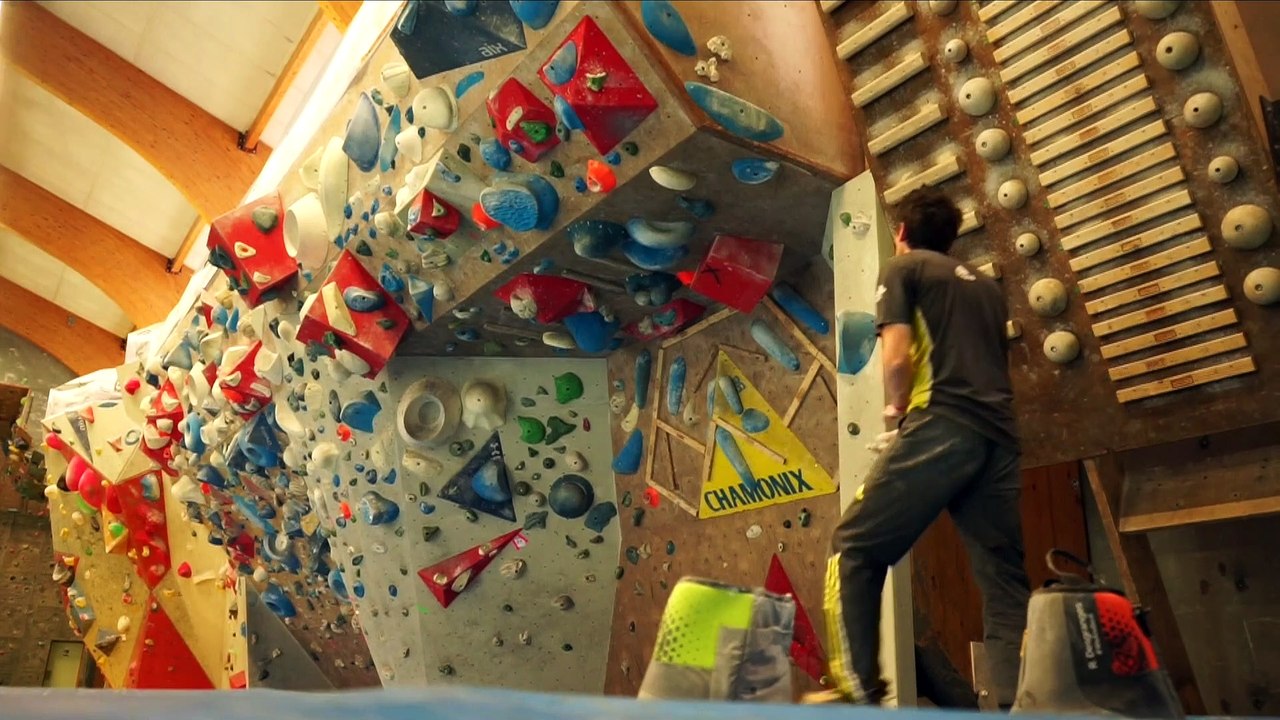 ESCALADE Coupe du monde à Chamonix : Romain Desgranges grimpe à la maison