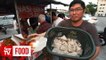 Customers flock to 50 sen nasi lemak stall in Penang