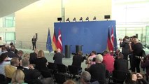 Merkel-Frederiksen ortak basın toplantısı