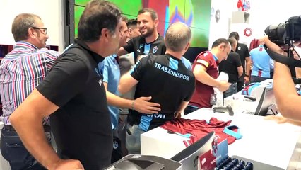 Trabzonspor Başkanı Ahmet Ağaoğlu'na futbolculardan sürpriz