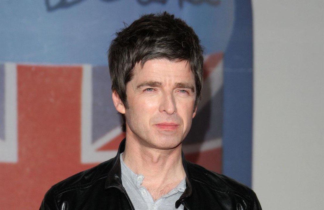 Noel Gallagher brands Scooter Braun and Taylor Swift 'idiots'