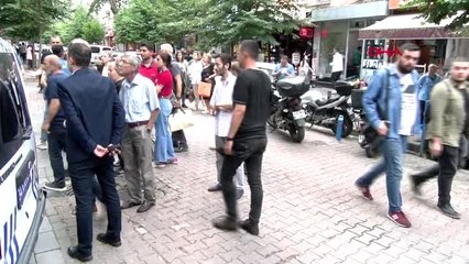 İSTANBUL-BEŞİKTAŞ'TA APARTMAN YÖNETİCİSİ TARTIŞTIĞI DÜKKAN SAHİBİNİ BACAĞINDAN VURDU
