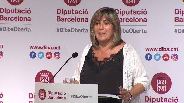 Núria Marín: Vamos a intentar que todo el mundo se sienta cómodo cuando mire a la Diputación de Bar