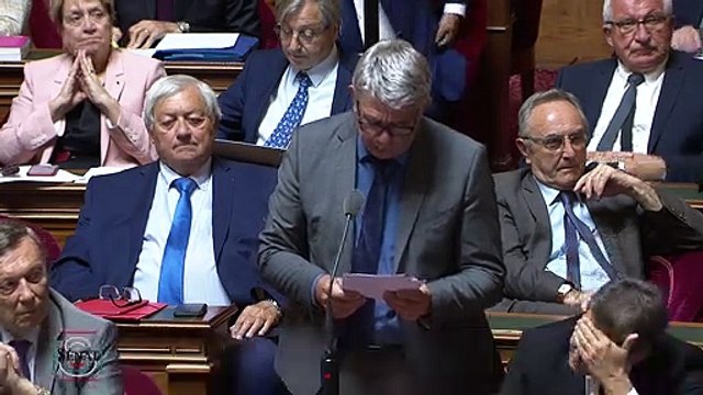 QAG - Michel SAVIN : Peut-on accepter que, tout l'été, la question du burkini se pose dans les piscines municipales ? Comment accepter qu'une école salafiste radicalisée puisse continuer d'accueillir des élèves lors de la prochaine rentrée ?