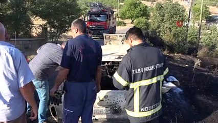 Aracı yanarak kullanılmaz hale geldi, sadece ruhsatını kurtarabildi