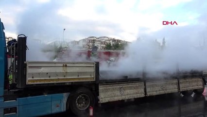 İtfaiye demirleri soğuttu, TIR yoluna devam etti