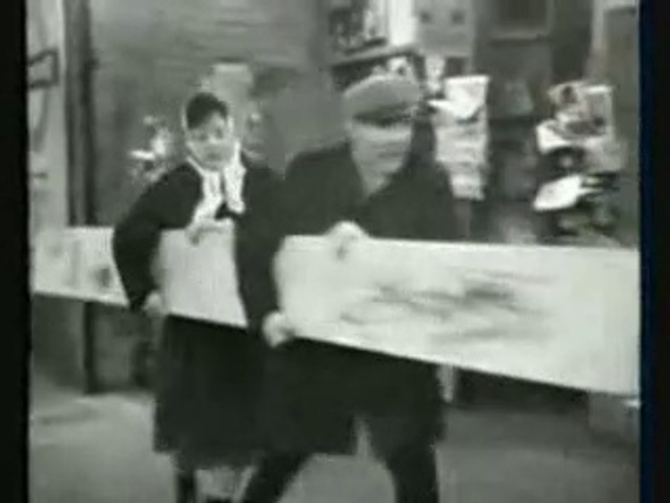 Sykes -  The Plank (TV  Series) Eric  Sykes Hattie Jacques  Felix Bowness Deryck Guyler