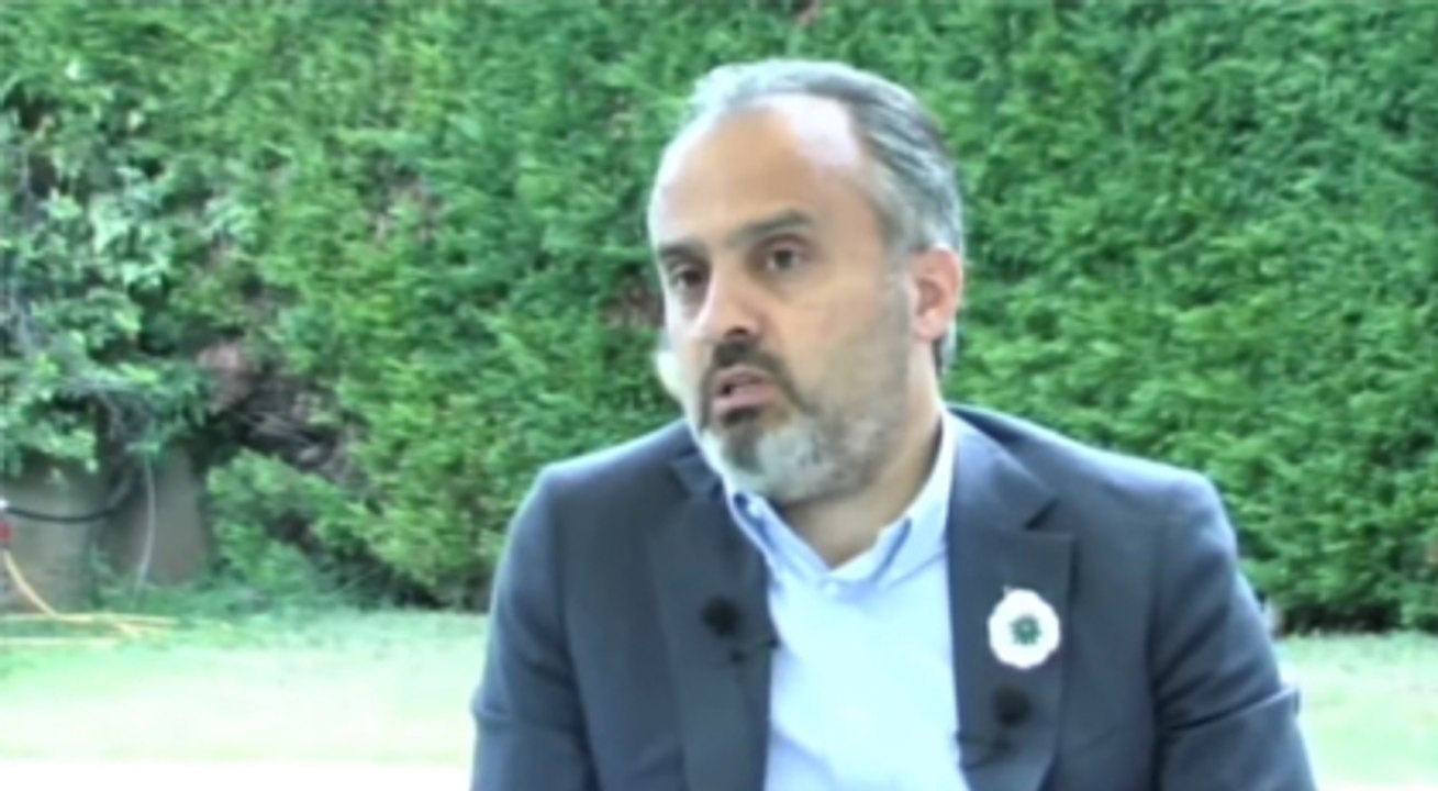 "Tam bağımsız Türkiye" diyenleri "vatan haini"...