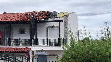 Grèce: six touristes tués dans une tornade, des dizaines de blessés