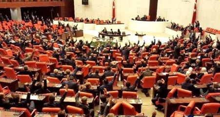 Ekonomi alanındaki "torba teklif" kabul edildi!