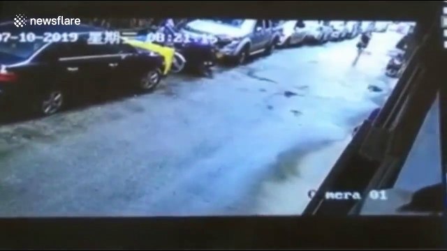 Effondrement d'un mur : cette femme l'évite de justesse !