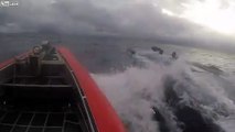 Trafic de drogue en sous-marin ! L'armée américaine intercepte ce submersible en pleine mer !