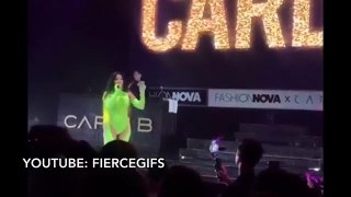 Cardi B & Lil Nas X - perform Old Town Road Live - Fashionnova Event
