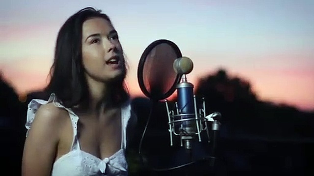 Señorita - Shawn Mendes, Camila Cabello (French | Version Française by Chloé - COVER )