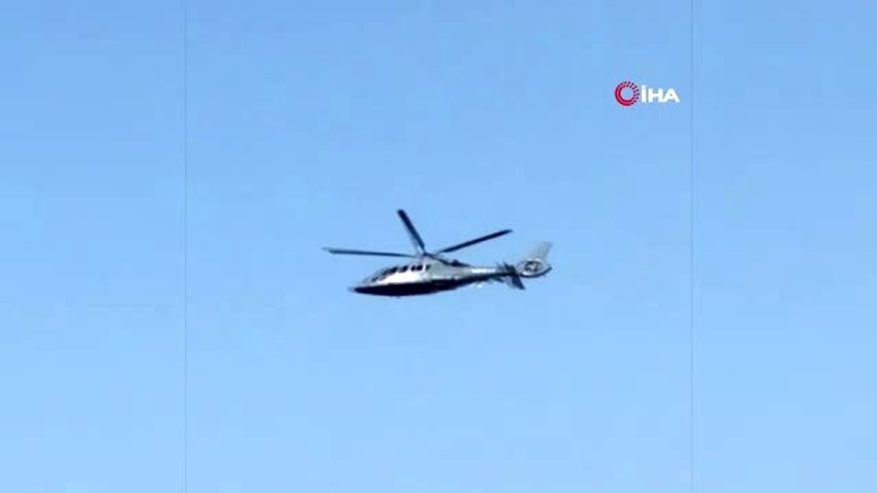 Dünyanın en zengin iş adamlarından Amazon'un sahibi Jeff Bezos, cennet koyları helikopterle gezdi