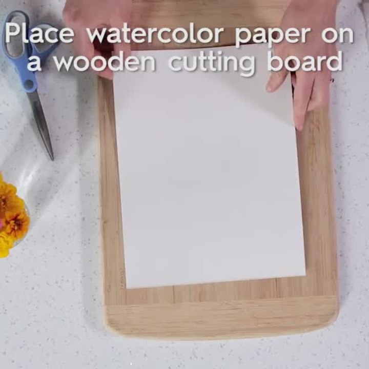 This Simple DIY Turns Fresh Flowers Into Beautiful Art