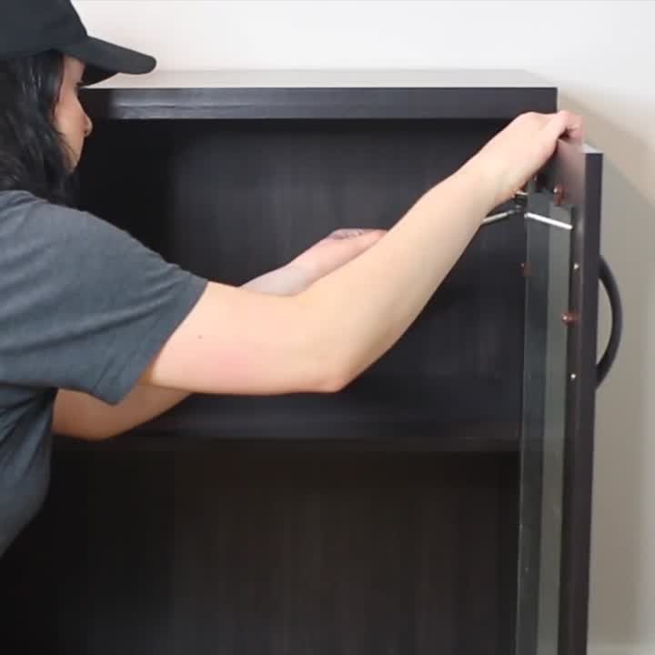 Transform Your Ordinary Cabinet With This Technique!