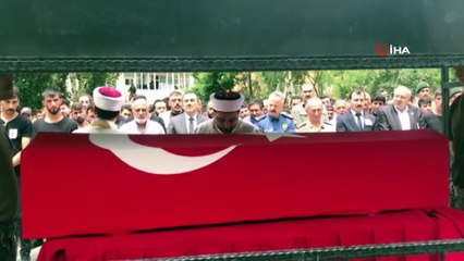 Trafik kazasında hayatını kaybeden polis, son yolculuğuna uğurlandı