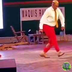 DJ Ramatoulaye danse trop bien. Admirez ce spectacle !