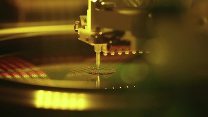 "러시아, 日 규제 불화수소 공급 제안"...삼성·SK "글쎄" / YTN