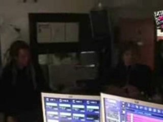 NADA SURF POPULAR EN LIVE