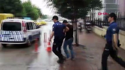 KÜTAHYA 18 şehirde 49 ayrı dolandırıcılık suçundan aranıyordu, Tavşanlı'da yakalandı