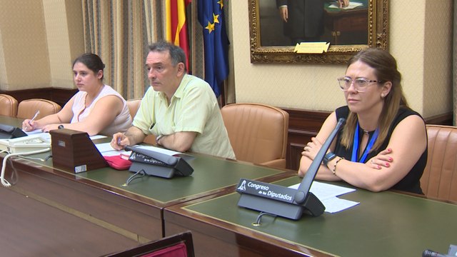 Echenique y Enrique Santiago se reúnen con colectivos científicos